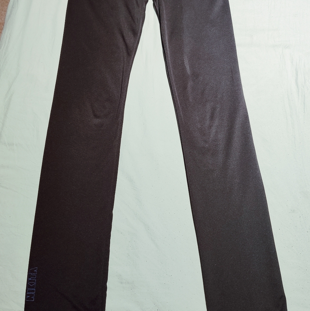 Base layer leggings